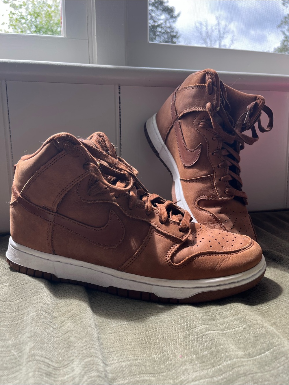 Nike Women’s Chestnut Brown High-Top Sneakers